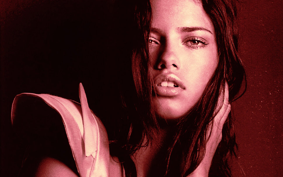 Адриана Лима 18